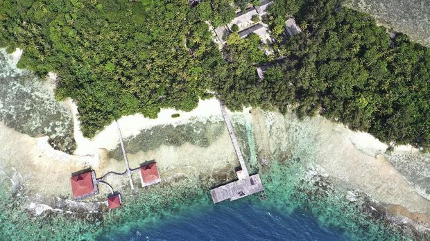 LOKASI OBSERVASI ABK WORLD DREAM KOREKSI KEPSYEN: Foto aerial Pulau Sebaru Kecil di Kepulauan Seribu, Jakarta, Senin (26/2/2020). Pulau tersebut akan menjadi lokasi observasi 188 WNI ABK World Dream. ANTARA FOTO/Akbar Nugroho Gumay/ama.