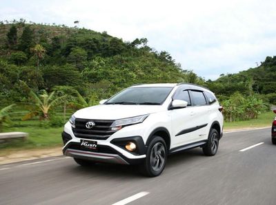 20 Mobil Terlaris Oktober