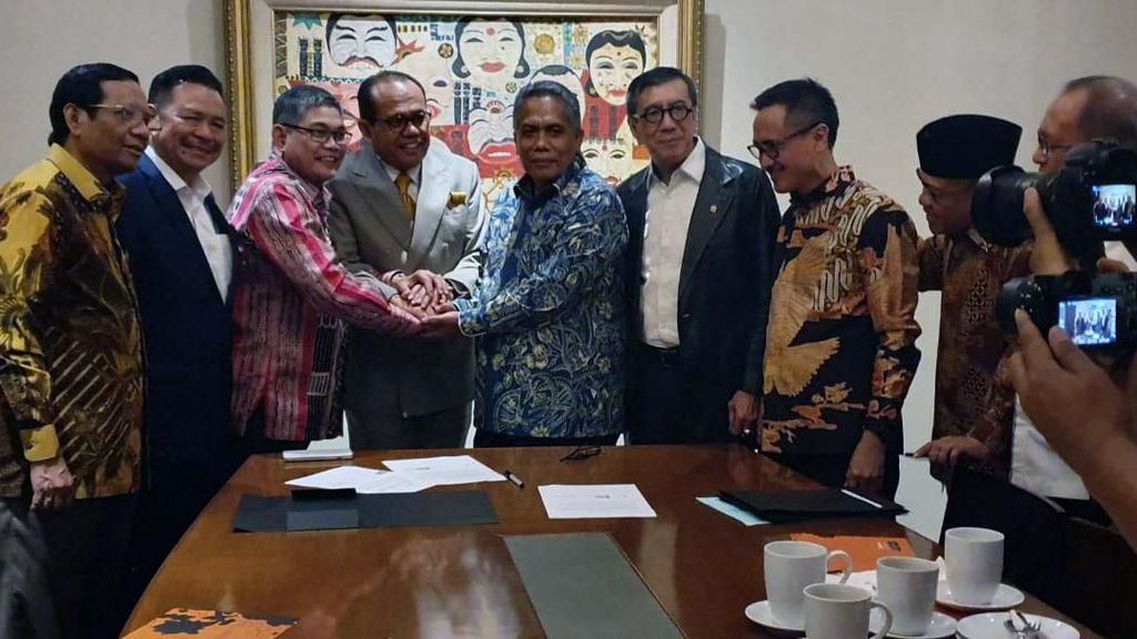 3 Kubu di Peradi Sepakat Islah 3 Kubu di Peradi Sepakat Islah