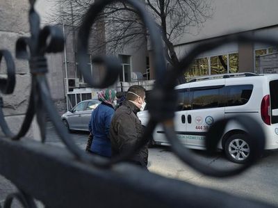 Warga Turki yang Dievakuasi dari Iran Dikarantina Terkait Corona