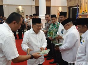 Lantik DMI Banten, Jusuf Kalla: Masjid Bukan Hanya Tempat Salat dan Dakwah