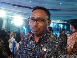 Pemprov Jatim Minta Maaf soal Sampah Berserakan Usai Pertemuan Kades