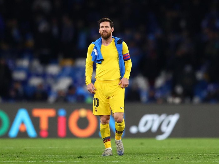 NAPLES, ITALY - FEBRUARY 25: Lionel Messi of FC Barcelona looks on following their draw in the UEFA Champions League round of 16 first leg match between SSC Napoli and FC Barcelona at Stadio San Paolo on February 25, 2020 in Naples, Italy. (Photo by Michael Steele/Getty Images)