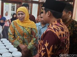 Arab Saudi Setop Umroh, Ini Kata Khofifah soal Visa Jemaah