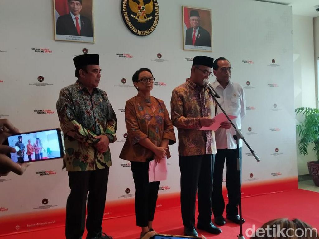 Menko PMK Harap Penangguhan Umrah Sementara Tak Berimbas ke Ibadah Haji Menko PMK Harap Penangguhan Umrah Sementara Tak Berimbas ke Ibadah Haji