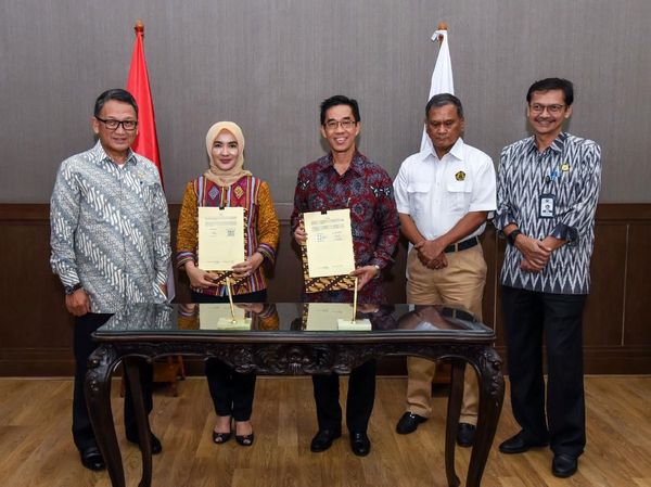 Pertamina-PLN Garap Pembangkit Listrik Tenaga Gas