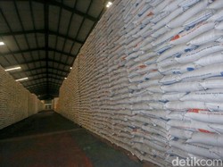 Stok Beras Aman, Setop Panic Buying!