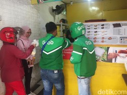 Transaksi GrabFood Naik Selama Pandemi Corona, Ini 3 Menu Terlarisnya