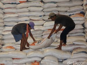 Beras Impor 2018 Sisa 900.000 Ton, Masih Bisa Dikonsumsi?