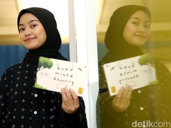 Tulisan Dianggap Absurd, Rintik Sedu Pede Berkarier