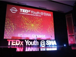 Sinarmas World Academy Menginspirasi Siswa Lewat TEDx Youth