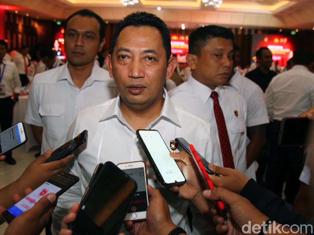 Kabareskrim Usut Tuntas Surat Jalan Djoko Tjandra demi Marwah Polri Kabareskrim Usut Tuntas Surat Jalan Djoko Tjandra demi Marwah Polri