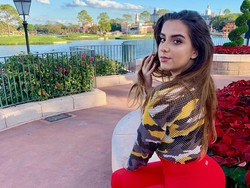 Cerita Model Cantik Kaget Ada Penggemar Potong Lidah Demi Buktikan Cintanya