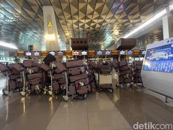 Arab Saudi Tutup Penerbangan, Jemaah Batal Umrah