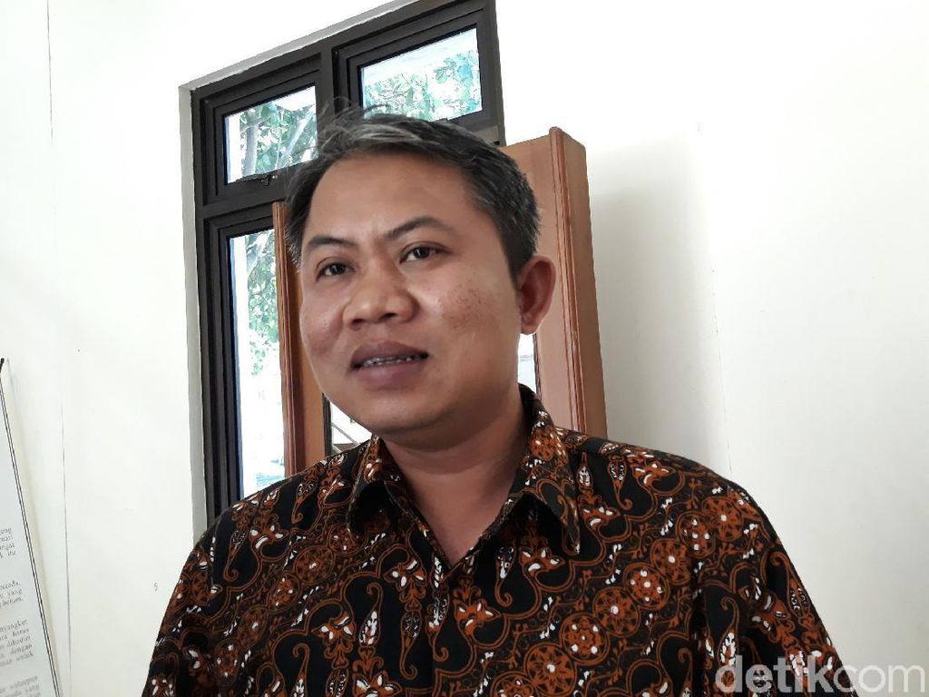 1 Bakal Paslon Independen Lolos Syarat Dukungan Pilkada Gunungkidul 1 Bakal Paslon Independen Lolos Syarat Dukungan Pilkada Gunungkidul