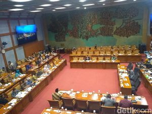 Anies Hadiri Rapat di Komisi X DPR Bahas Revitalisasi TIM