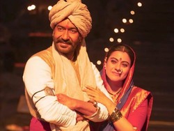 Kajol Ajak Suami Selfie, Hasilnya Viral!