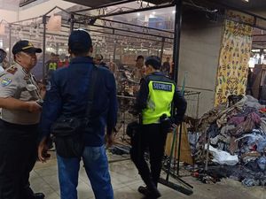 Polisi: Kerugian Akibat Kebakaran di Thamrin City Capai Rp 20 Juta Polisi: Kerugian Akibat Kebakaran di Thamrin City Capai Rp 20 Juta