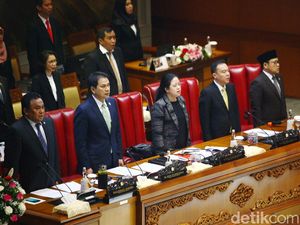 DPR Janji Bahas RUU Cipta Kerja Secara Transparan