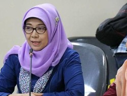 Berita Berenang Sebabkan Kehamilan Bikin Malu Warga Indonesia di Luar Negeri