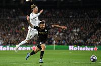 Real Madrid dikandaskan Manchester City di leg pertama babak 16 besar Liga Champions 1-2