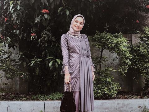 10 Recommended Hijab Materials Suitable for Graduations