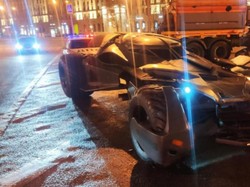Waduh, Mobil Batman Lagi Patroli Malam Malah Ditilang Polisi