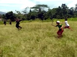 Aksi Nekat Bocah SD Bawa Celurit Saat Tawuran Berujung Pembinaan