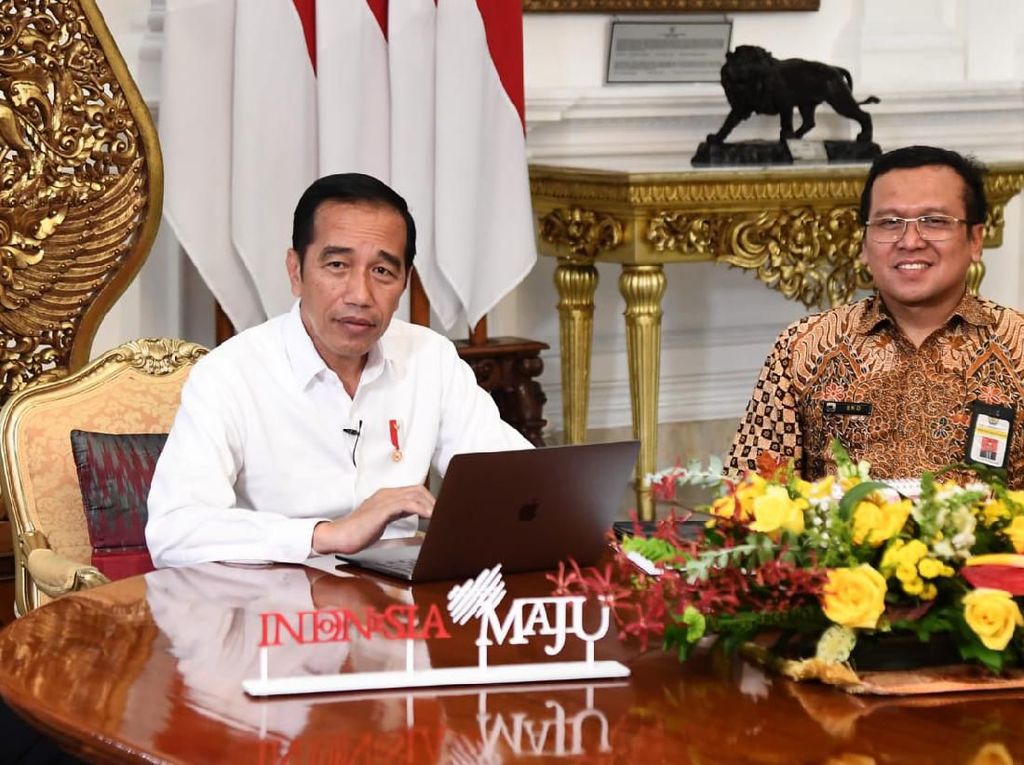 Isi SPT Online, Jokowi: Banyak yang Punya NPWP Belum Lapor Isi SPT Online, Jokowi: Banyak yang Punya NPWP Belum Lapor