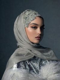 5 Model Hijab Berharga Fantastis, Termahal Rp165 Juta