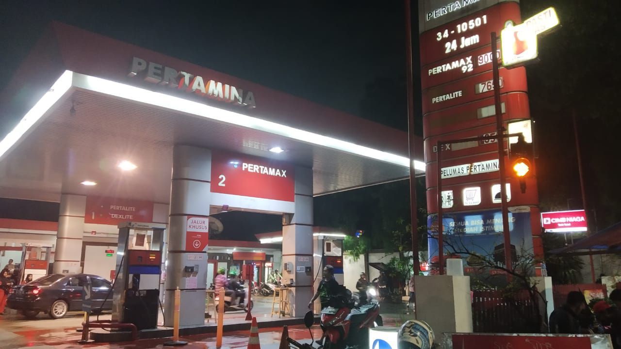 SPBU 34-10501 di Jl Pramuka, Jakarta Pusat