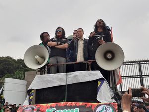 Diinterupsi Ojol Saat Orasi, Dasco: Anda yang Masuk Akal Juga Dong!