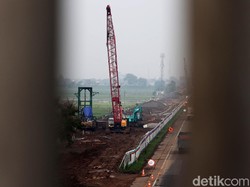 Ragam Kontroversi Proyek Kereta Cepat JKT-BDG yang Disetop