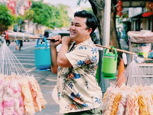 Fergy Ncess Nabati Presenter Kuliner Centil yang Doyan Banget Makan