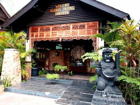 Royal Thai Cuisine