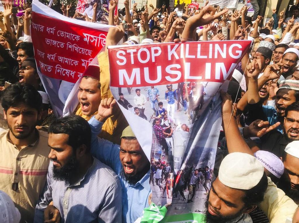 Warga Bangladesh Kecam Bentrokan Hindu-Muslim di India Warga Bangladesh Kecam Bentrokan Hindu-Muslim di India