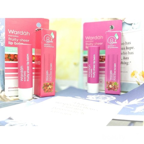 Review Lip Balm Wardah Everyday Fruity Sheer Bikin Bibir Lembap Setiap Hari