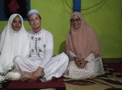 Usai Nikahi Wanita di Pulau Rajuni Sulsel, WN Rusia Ingin Jadi WNI