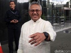 Ketua KPU Positif Corona di Tengah Tuntutan Penundaan Pilkada