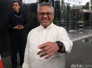 Ketua KPU Positif Corona di Tengah Tuntutan Penundaan Pilkada Ketua KPU Positif Corona di Tengah Tuntutan Penundaan Pilkada