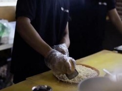 Cepat & Praktis, Pesan Martabakku Menteng Tanpa Antre di GoFood