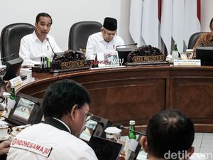 Ini Hasil Survei KedaiKOPI soal Kinerja Jokowi-Menteri Tangani COVID-19 Ini Hasil Survei KedaiKOPI soal Kinerja Jokowi-Menteri Tangani COVID-19