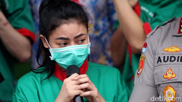 Tertunduk, Vitalia Sesha Minta Maaf Pakai Narkoba