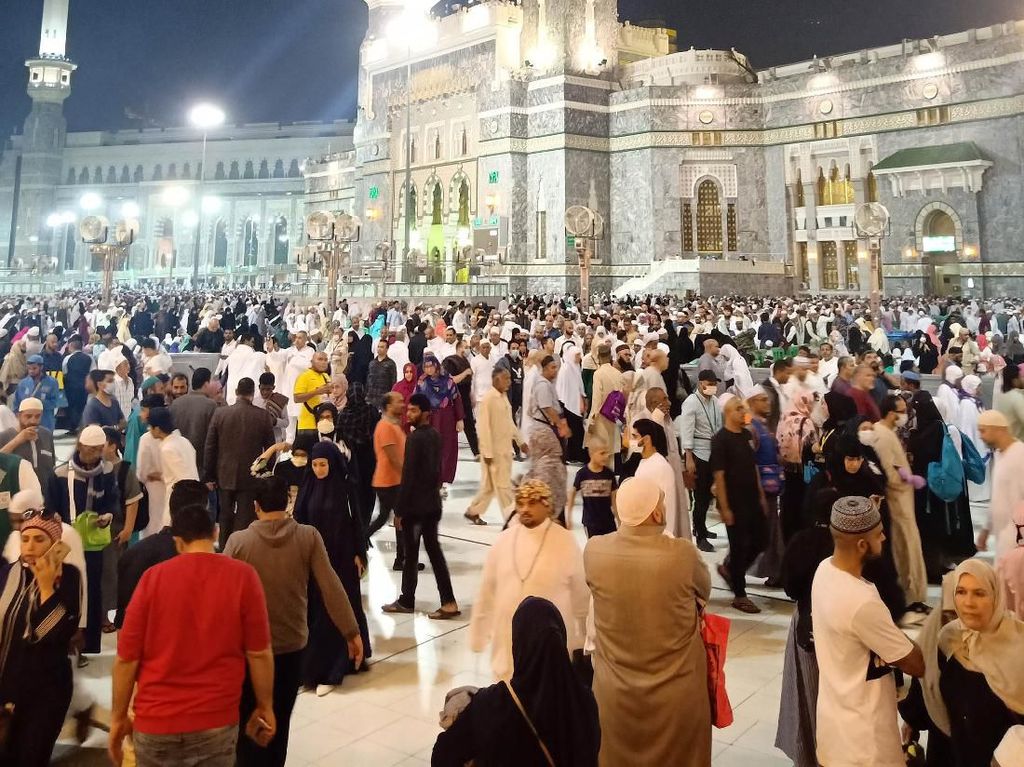 Hizbullah Ingin Surati Kerajaan Arab Saudi Minta Umroh Dibuka Hizbullah Ingin Surati Kerajaan Arab Saudi Minta Umroh Dibuka