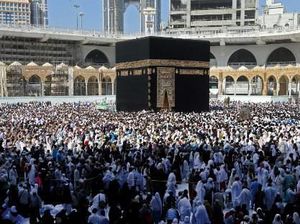 Tetap Ramai, Begini Suasana Terkini Mekah Pascapelarangan Corona