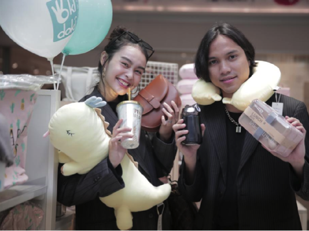 Barang-barang yang Conchita Wajib Bawa Jelang Kelahiran Buah Hati Barang-barang yang Conchita Wajib Bawa Jelang Kelahiran Buah Hati
