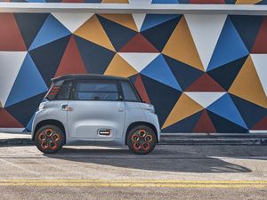 Ami, Mobil Listrik Murah Meriah dan Minimalis dari Citroen