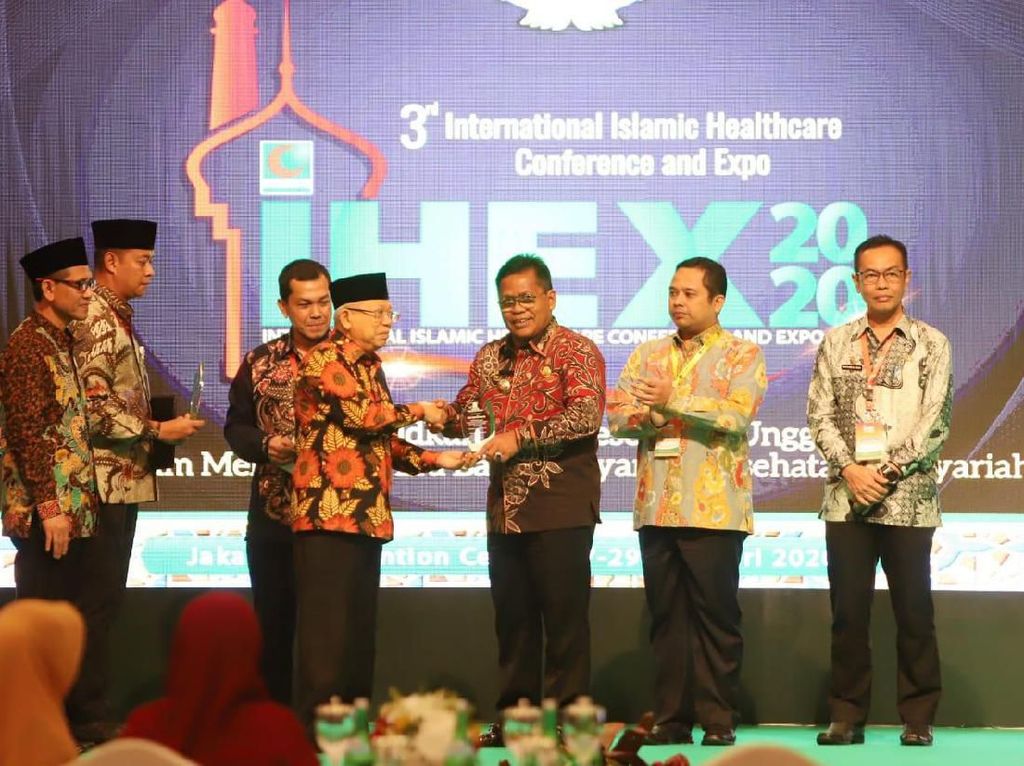 Punya Rumah Sakit Syariah, Pemkot Banda Aceh Terima Penghargaan Punya Rumah Sakit Syariah, Pemkot Banda Aceh Terima Penghargaan