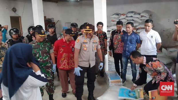 Polisi Gagalkan Penyelundupan 10 Ton Beras Oplosan di Sumenep