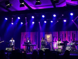 Aksi Saling Puji Mondo Gascaro dan Rien Djamain di BNI Java Jazz Festival 2020